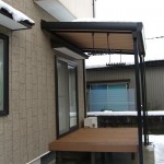 折板ﾃﾗｽと木樹脂ﾃﾞｯｷ