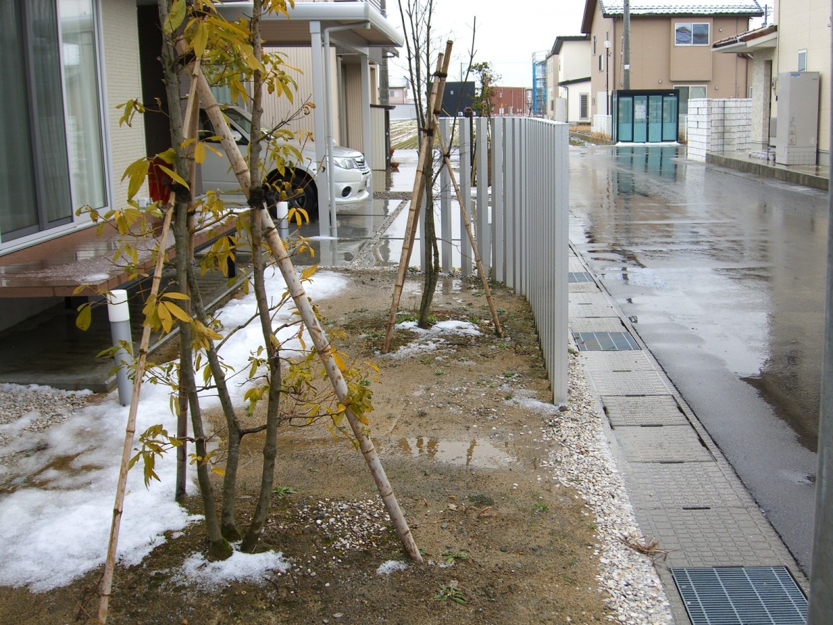 庭 土 が 流れる 対策