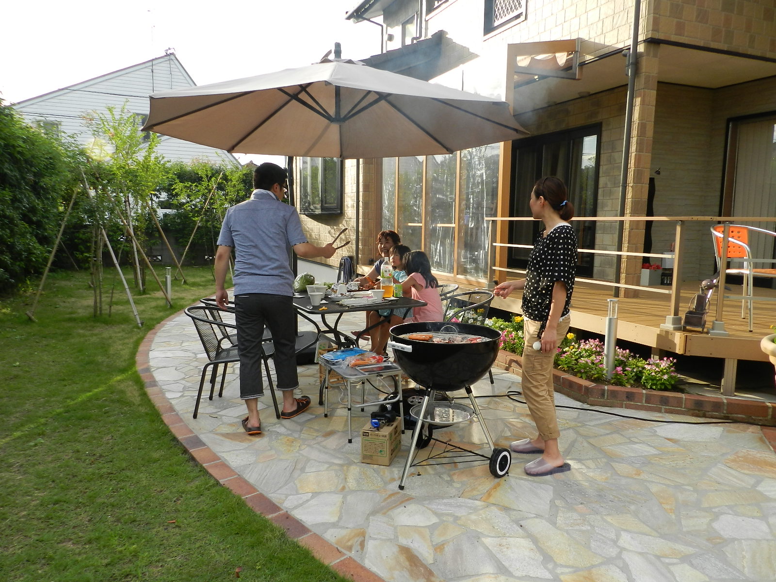 夏を楽しもう お庭でbbqを楽しめるおすすめ商品と注意点 富山県 エクステリア 外構 庭工房sekitoh